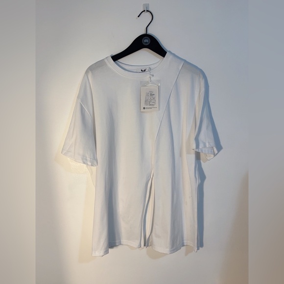 women  tee - Picture 1 of 2